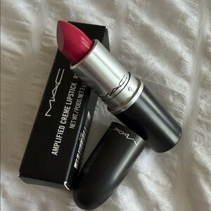 MAC Cosmetics Amplified Creme Lipstick - “Diva-ish”